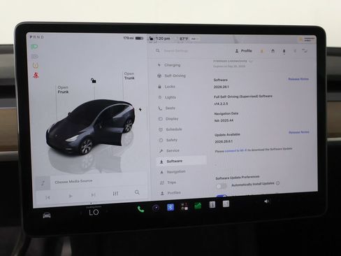 Used 2023 Tesla Model Y Long Range AWD/4WD image 44