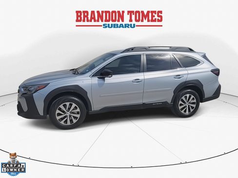 Used 2024 Subaru Outback Premium AWD/4WD image 6
