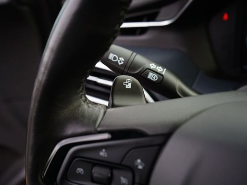 Used 2022 Chevrolet Bolt EUV Premier w/ Launch Edition image 31