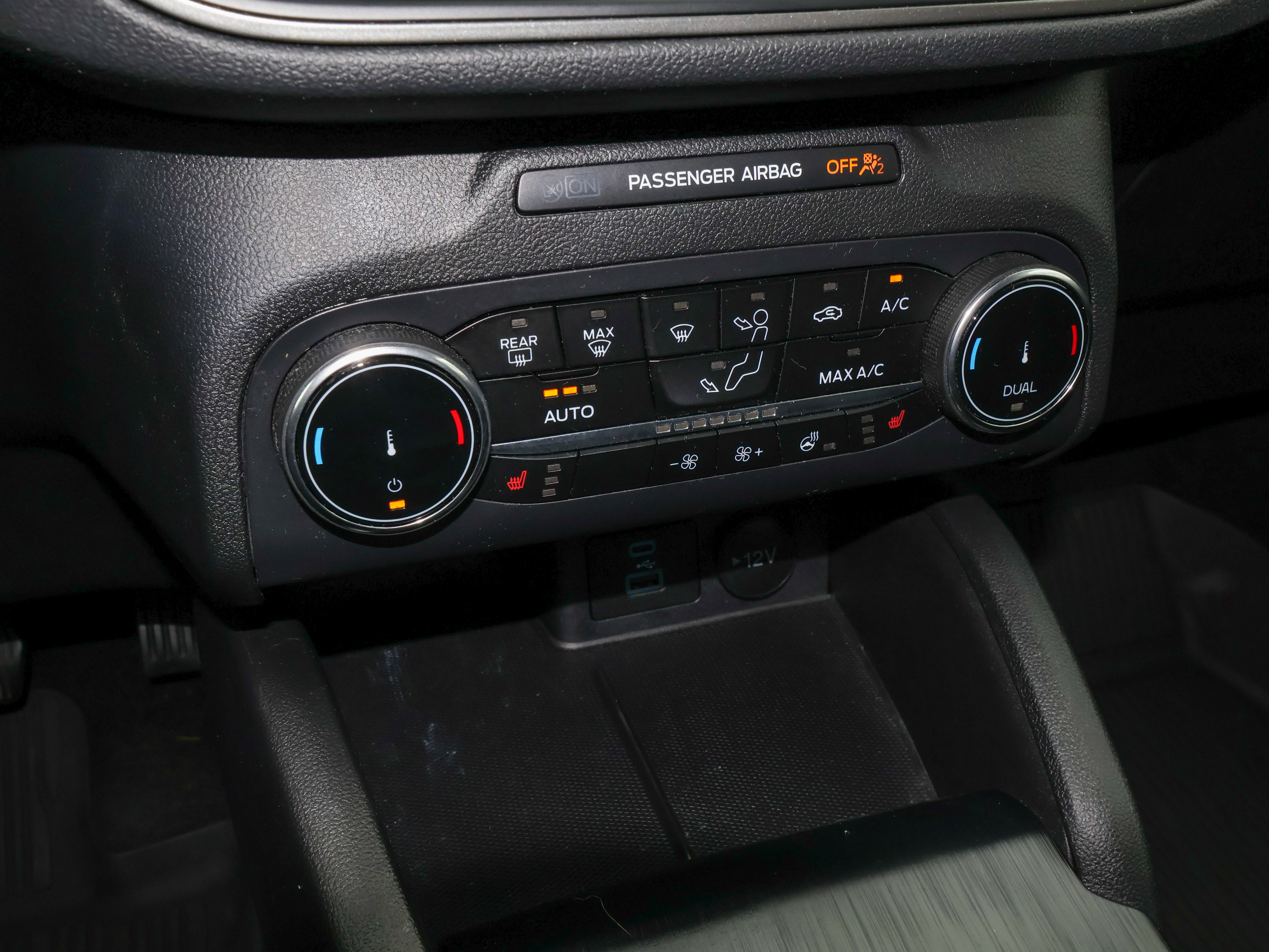 Used 2023 Ford Escape Active AWD/4WD image 17