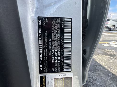 Used 2015 Mercedes-Benz C 300 4MATIC Sedan image 31