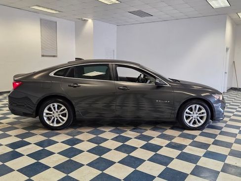 Used 2016 Chevrolet Malibu LT FWD image 15