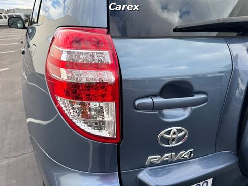 Used 2011 Toyota RAV4 image 10