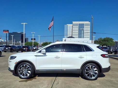 Certified 2023 Lincoln Nautilus Reserve FWD image 24