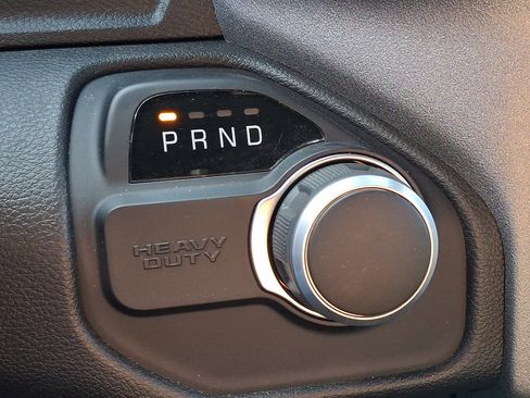 Used 2024 RAM 2500 Tradesman w/ Chrome Appearance Group image 14