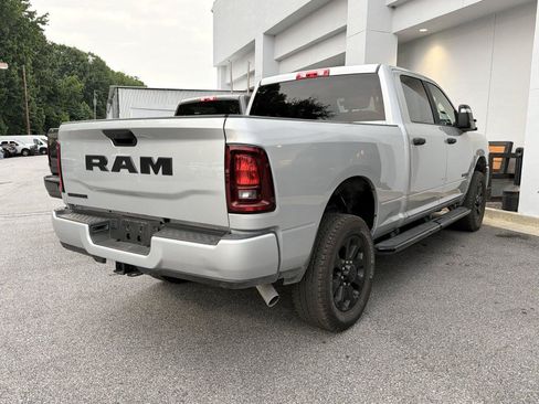 Used 2026 RAM 2500 Big Horn AWD/4WD image 4