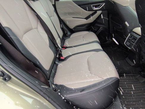 Used 2021 Subaru Forester Limited image 21