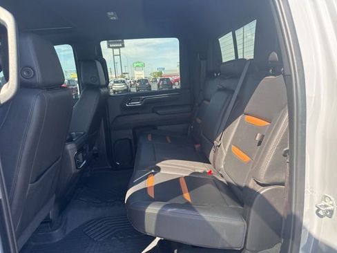 Used 2024 GMC Sierra 2500 AT4 w/ AT4 Premium Plus Package AWD/4WD image 21