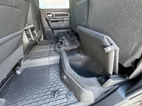 New 2026 RAM 2500 Big Horn AWD/4WD image 36