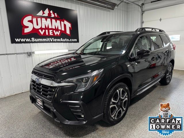 Used 2023 Subaru Ascent Limited AWD/4WD image 1