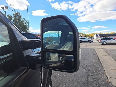 Used 2018 Ford F350 Lariat w/ Lariat Ultimate Package image 21