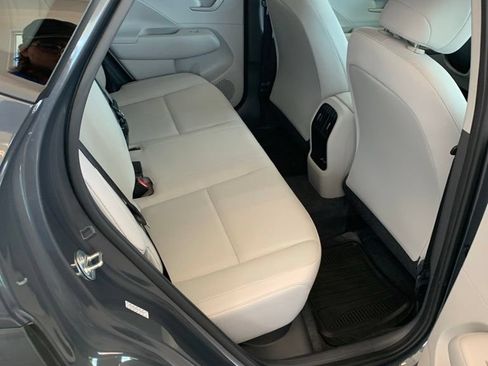 Certified 2024 Hyundai Kona SEL AWD/4WD image 12