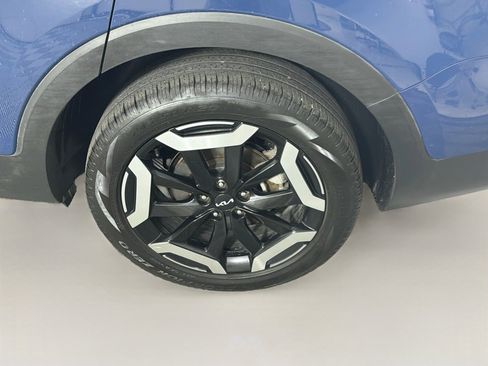 Used 2025 Kia Telluride S AWD/4WD image 11