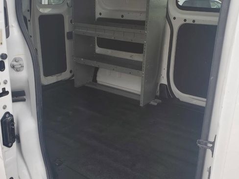 Used 2015 Chevrolet City Express LT w/ Technology Package image 9