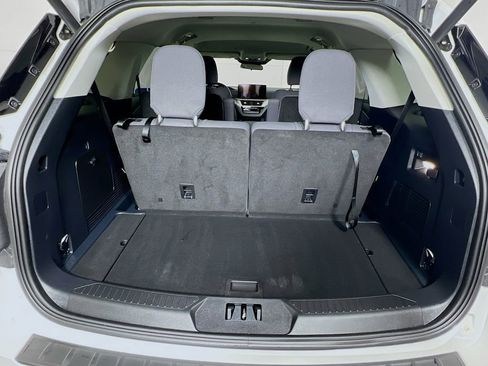 Used 2025 Ford Explorer Active image 29