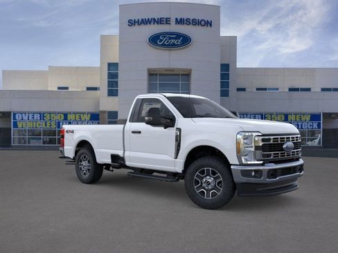 New 2025 Ford F350 XLT w/ 360-Degree Camera Package AWD/4WD image 7