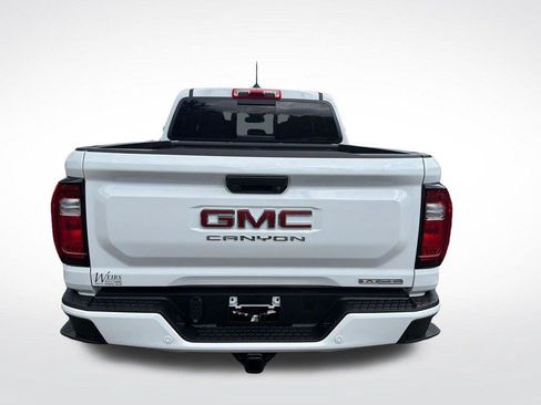 New 2026 GMC Canyon Elevation w/ Convenience Package AWD/4WD image 4