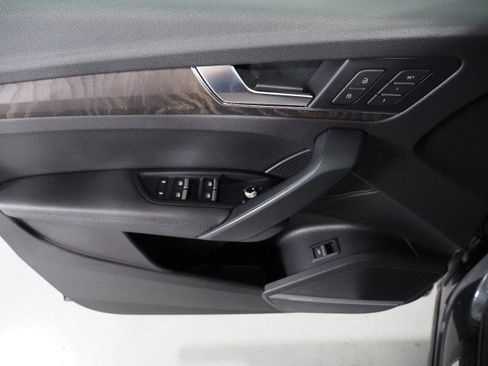 Used 2019 Audi Q5 Premium Plus w/ Premium Plus Package image 49