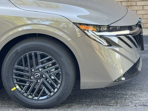 New 2026 Nissan Sentra SV w/ Floor Mat Package FWD image 4