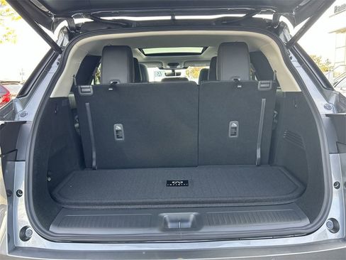 New 2026 INFINITI QX60 Luxe w/ Cargo Package image 17