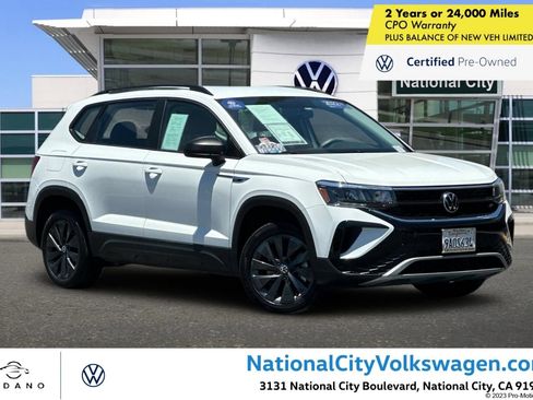 Used 2022 Volkswagen Taos S FWD image 1