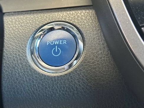 Used 2021 Toyota Camry XSE FWD image 21