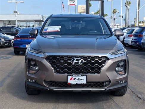 Used 2019 Hyundai Santa Fe SEL image 2
