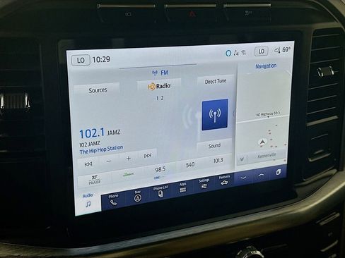 Used 2023 Ford F150 Lariat image 17