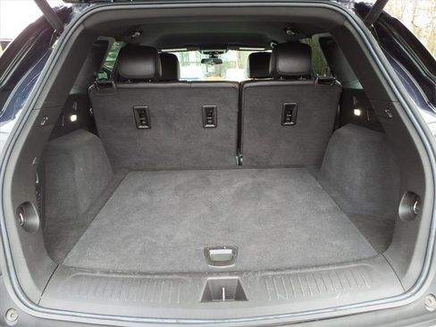 Certified 2022 Cadillac XT5 Luxury image 10