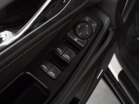 Used 2020 Chevrolet Traverse Premier image 30