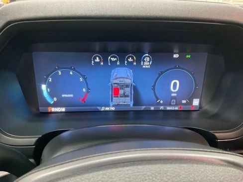 Used 2025 Ford F150 Lariat AWD/4WD image 10