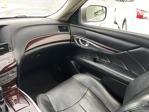 Used 2013 INFINITI M37 x w/ Premium Pkg image 19