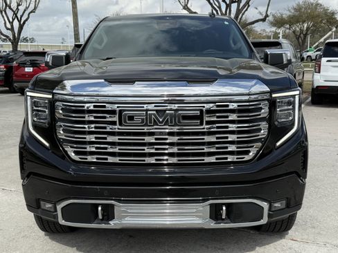 Used 2024 GMC Sierra 1500 Denali w/ Denali Reserve Package image 10