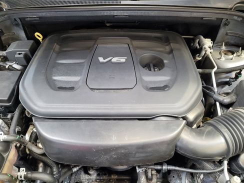 Used 2016 Jeep Grand Cherokee Laredo RWD image 30