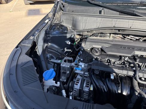Used 2025 Hyundai Kona SEL FWD image 51