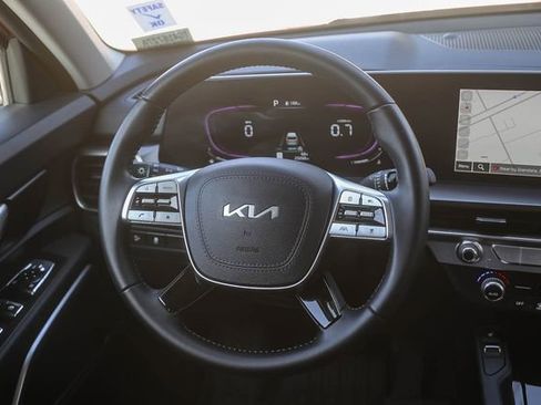 Certified 2024 Kia Telluride S w/ S Sunroof Package image 16