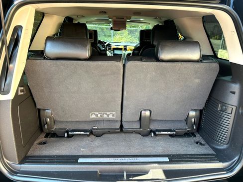 Used 2013 Cadillac Escalade Platinum image 22