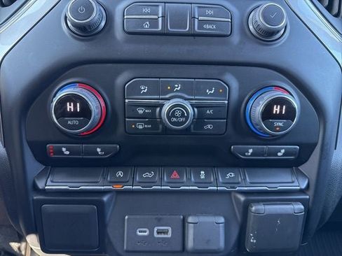 Used 2020 Chevrolet Silverado 1500 LT w/ Fleet Comfort Package image 26