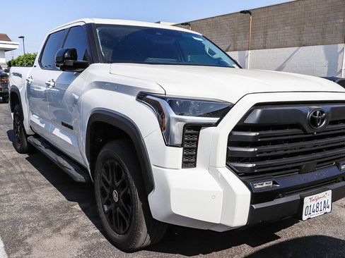 Used 2024 Toyota Tundra Limited AWD/4WD image 2