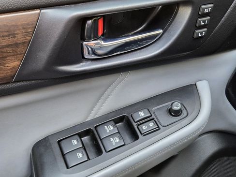 Used 2019 Subaru Outback 3.6R Limited image 21