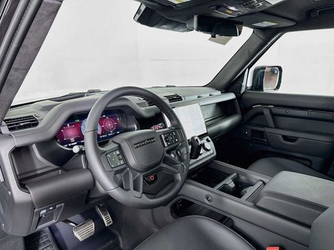 New 2026 Land Rover Defender 110 OCTA AWD/4WD image 9