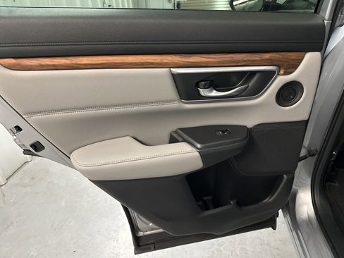 Used 2018 Honda CR-V EX-L image 19