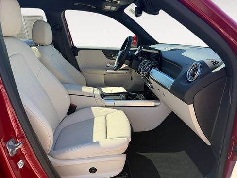 Certified 2026 Mercedes-Benz GLB 250 4MATIC image 14
