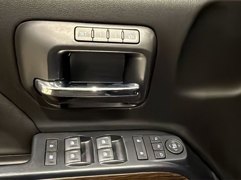 Used 2019 GMC Sierra 2500 Denali w/ Duramax Plus Package image 21