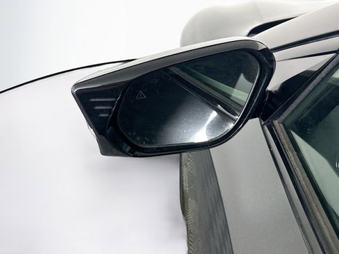 Used 2024 Kia EV6 Light image 16