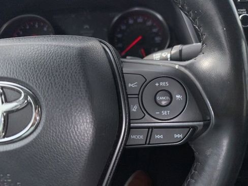 Used 2023 Toyota Camry XSE FWD image 32