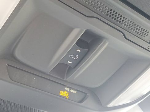 Used 2026 Subaru Forester Premium AWD/4WD image 34