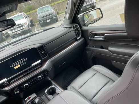 Used 2023 GMC Sierra 1500 SLT w/ SLT Premium Package image 22