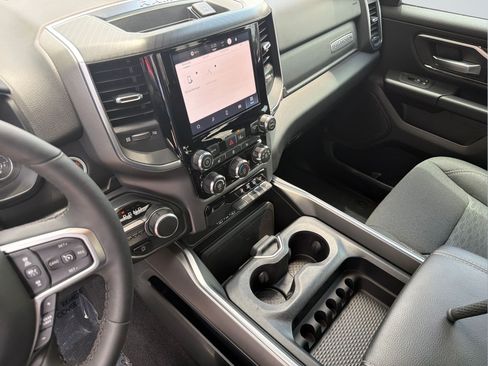 Used 2025 RAM 1500 Big Horn RWD image 15