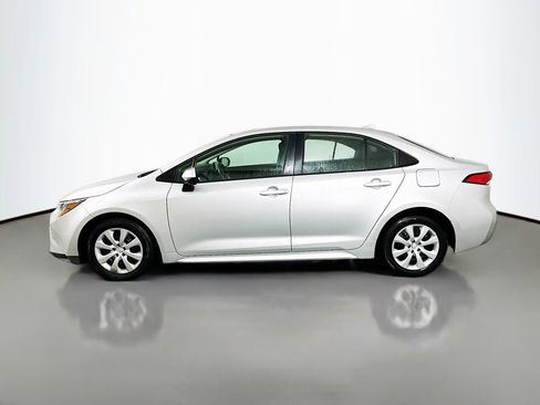 Used 2024 Toyota Corolla LE FWD image 8